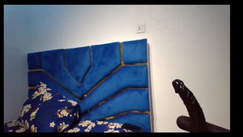 skinnyasssexyboobs online show from October 26, 6:40 pm