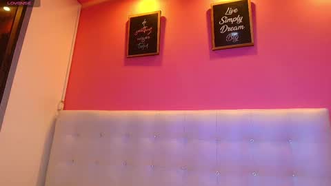 Karla  online show from February 18, 9:10 am