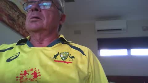 Skipper1970 online show from February 18, 4:45 am