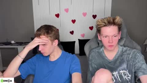 sky_hunter online show from March 16, 12:53 pm