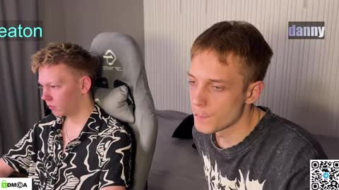 sky_hunter online show from April 19, 1:34 pm