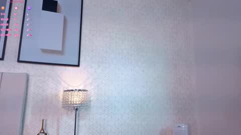 sky_johnson_ online show from February 2, 7:10 pm