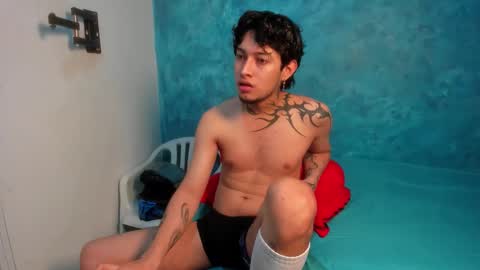 sky_wild online show from February 20, 7:49 pm