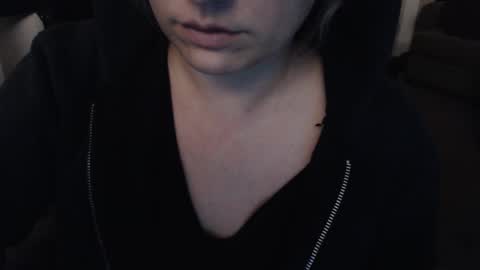 SKYLE   online show from February 24, 5:00 am