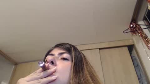 Skyler online show from February 28, 2:09 am