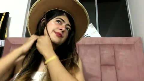 Skyler online show from February 2, 1:25 am