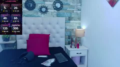 skyler_naomi online show from June 5, 2:00 pm