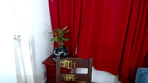 Skyler online show from March 24, 1:55 am