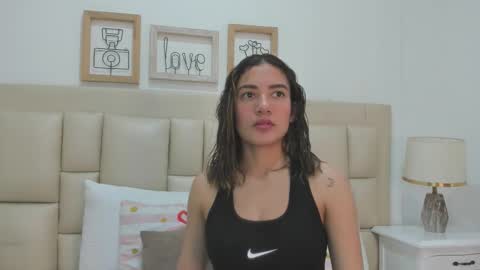 Skyler online show from February 18, 7:57 pm