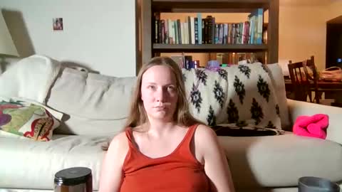 Sky Winters online show from December 18, 3:13 am