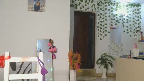 Bella online show from October 28, 2:23 am