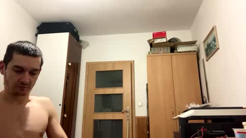 slabyhrac online show from February 3, 4:31 pm