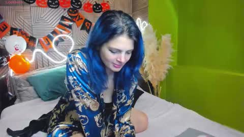Emilia online show from October 22, 8:54 pm