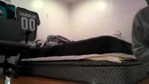 Sleazyycarlitx online show from December 21, 7:15 am