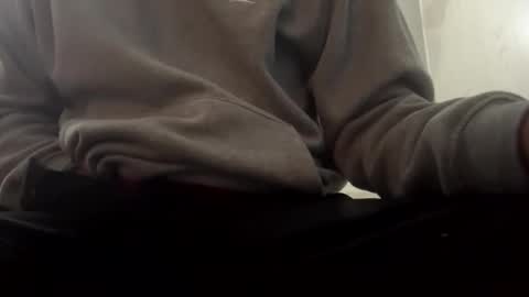 Snapshot of slick2285 chatting on October 21, 7:46 am slick2285 online show from October 21, 7:46 am