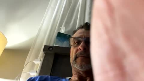 Snapshot of slickdog1969 chatting on December 6, 7:04 am Slickdog online show from December 6, 7:04 am