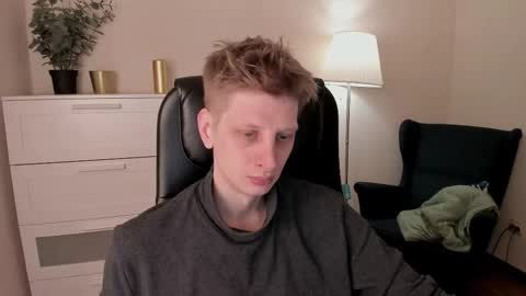 Andy online show from February 13, 8:34 pm