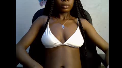 Snapshot of slim_pearl chatting on October 21, 8:34 pm Teddy online show from October 21, 8:34 pm