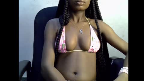 Snapshot of slim_pearl chatting on October 20, 8:25 pm Teddy online show from October 20, 8:25 pm