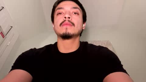 slimjayys online show from April 4, 7:15 am