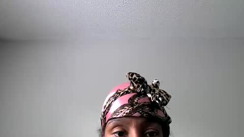 Snapshot of slimmmgooodiexoxo chatting on September 23, 4:34 pm slimmmgooodiexoxo online show from September 23, 4:34 pm