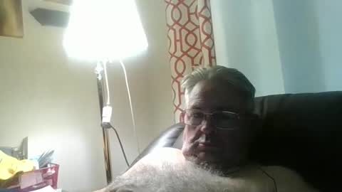 slippery_duck online show from November 6, 12:52 pm