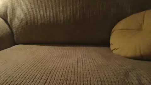 Snapshot of slogrow_uncut chatting on October 20, 4:50 am SlowGrow Uncut online show from October 20, 4:50 am