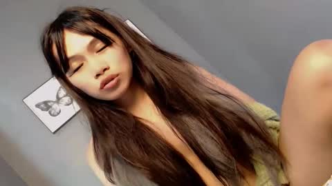 slut4attention online show from June 7, 8:08 am