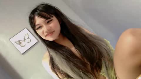 slut4attention online show from June 10, 9:30 am