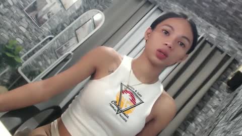 CHIE CHIE online show from March 8, 6:37 pm