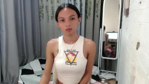 CHIE CHIE online show from February 4, 11:38 pm