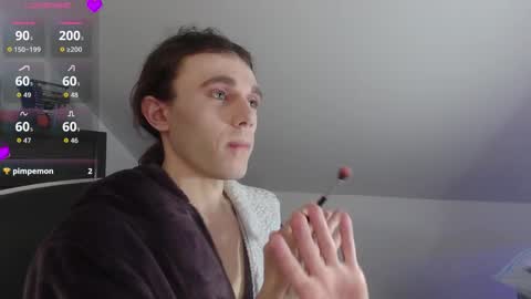 Natsu online show from December 1, 6:39 pm