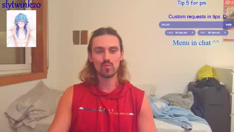 Snapshot of slytwink20 chatting on October 5, 8:16 pm slytwink20 online show from October 5, 8:16 pm