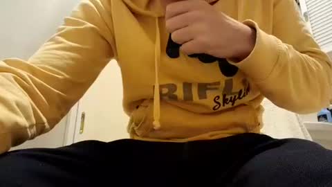 smallone8825 online show from September 28, 5:38 am