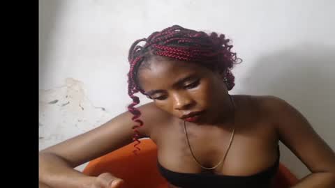 smallsluty online show from July 5, 4:19 am