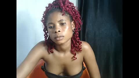 smallsluty online show from July 23, 1:58 am