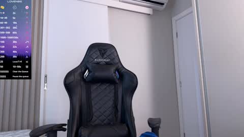 Emily Burns online show from December 10, 3:12 pm