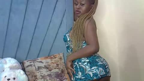 smiley_berry online show from September 25, 10:17 pm