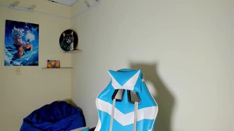 smitt jr online show from February 28, 7:40 pm