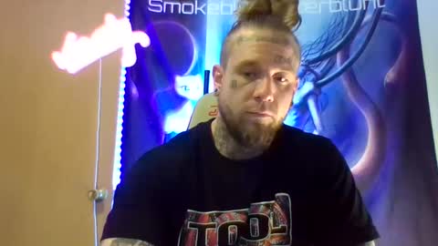 smoke online show from March 30, 12:27 pm