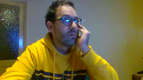 luca online show from October 25, 7:14 pm