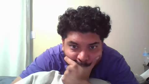 memelucas online show from December 21, 10:49 pm