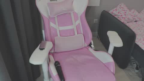 Kira  online show from September 26, 2:08 am