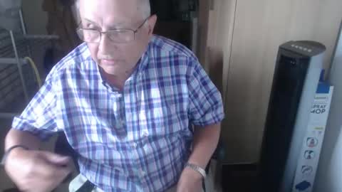smoothmutton online show from June 6, 3:40 pm