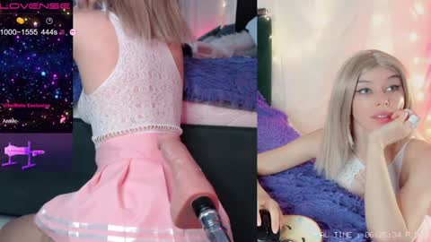 Snapshot of smurfette77 chatting on January 18, 3:38 pm Sex-machine is my passion activate it with your tips and enjoy with me online show from January 18, 3:38 pm