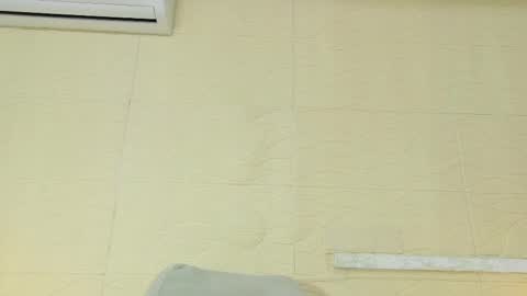 Snapshot of sneakyy_fantasy chatting on September 23, 4:28 am Hellen  online show from September 23, 4:28 am