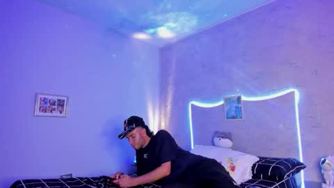 snowbabyxox online show from November 12, 11:07 pm