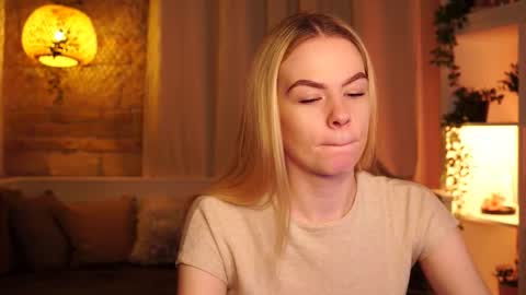 Hanna online show from December 5, 9:41 am