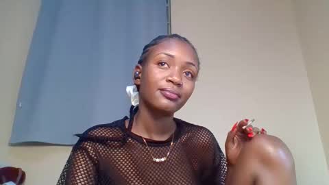 Snowie eyes online show from November 19, 11:36 pm