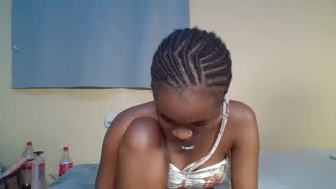 Snowie eyes online show from January 31, 9:23 pm